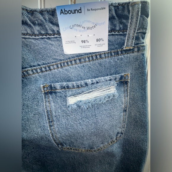 Abound High Waisted Loose Straight Cropped Ankle Jeans - Picture 3 of 6